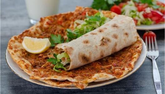 Lahmacun Arası Tavuk | 175,00